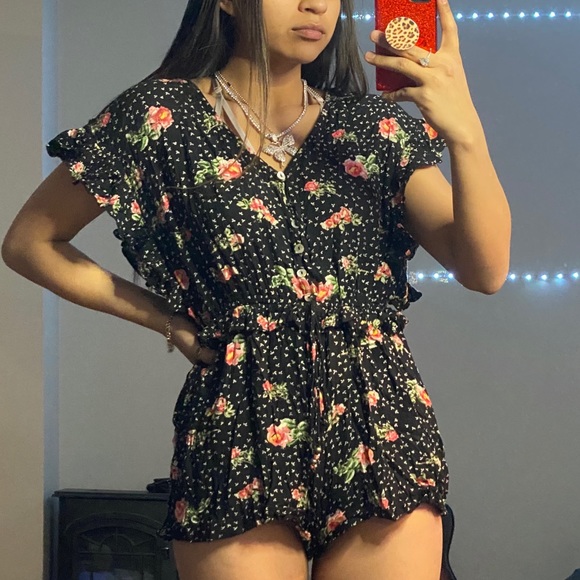 Flower romper - Picture 4 of 4